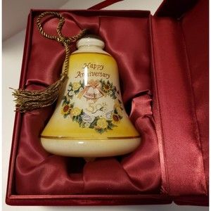 Ne'Qwa Art Ornament 50th  Anniversary Reverse Painted Susan Winget Signed number